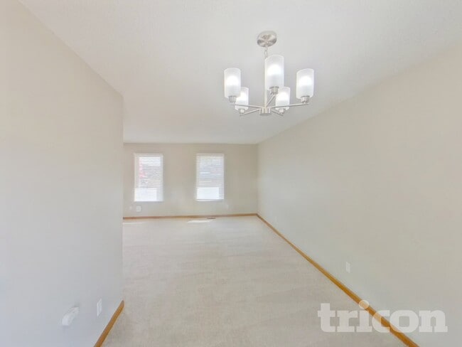 Building Photo - 1040 Catherwood Dr