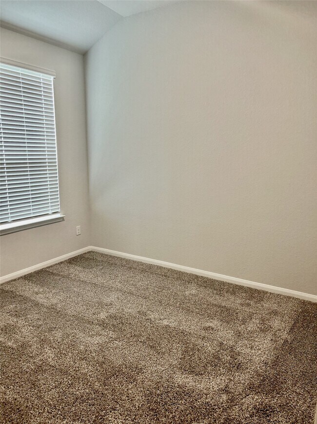Building Photo - 509 Turtle Dove Dr