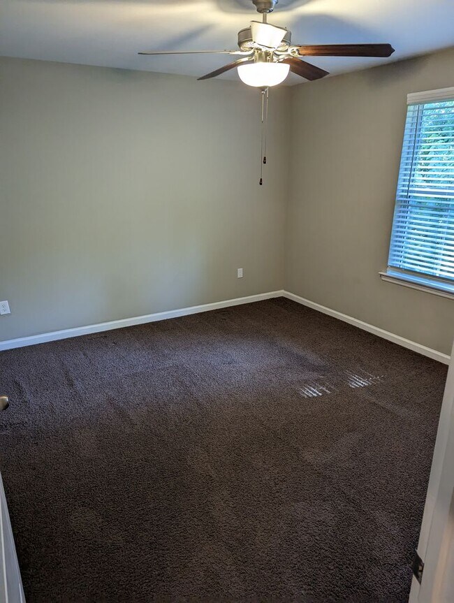 Building Photo - Available for Immediate Occupancy