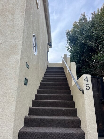 Building Photo - 45 Coronado Ave