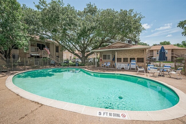 Building Photo - 1505 Ward Rd