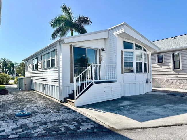 Building Photo - 287 Nettles Blvd