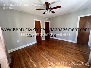 Building Photo - New 1 Bedroom Now Available! 1/2 OFF SECUR...