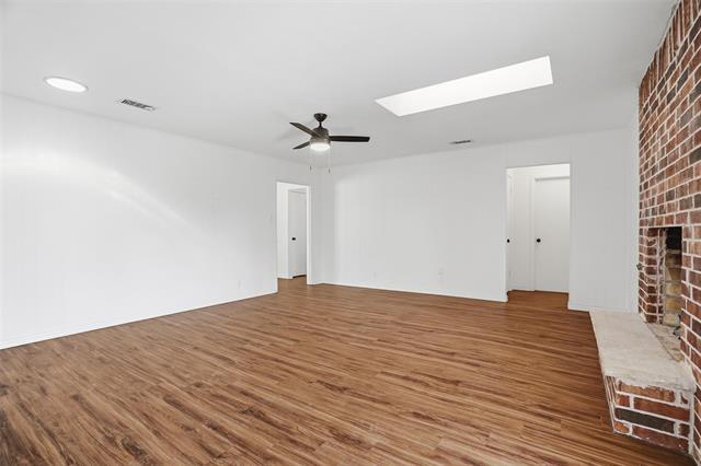 Building Photo - 8013 Carrick St