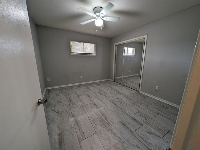 Building Photo - 5478 Birdwood Rd
