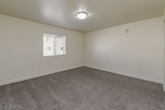 Building Photo - 21155 Gosling Rd