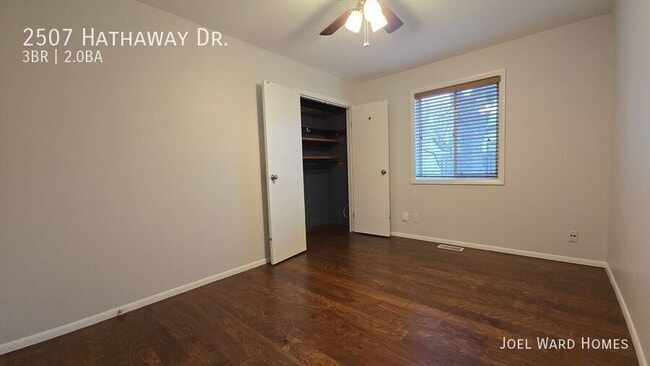 Building Photo - 2507 Hathaway Dr
