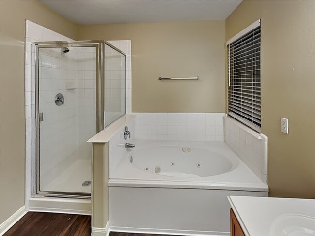 Building Photo - 17234 Valemist Ct