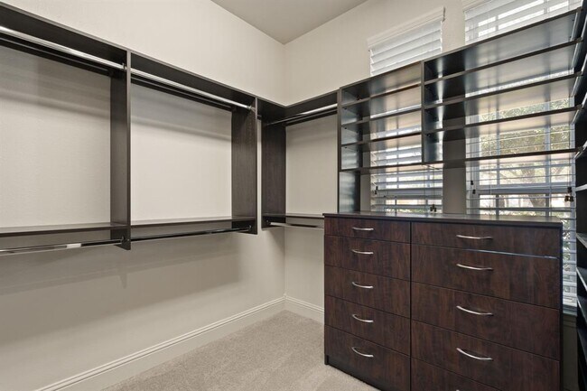 Building Photo - 16916 W Caramel Apple Trail
