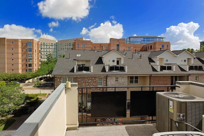 Building Photo - 28 Waterway Ct