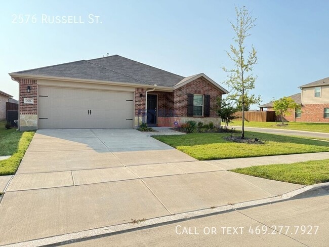 Primary Photo - 2576 Russell St
