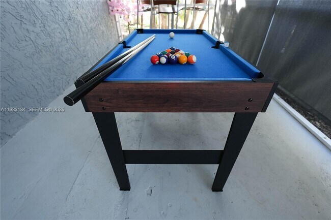 Building Photo - 742 Granada St