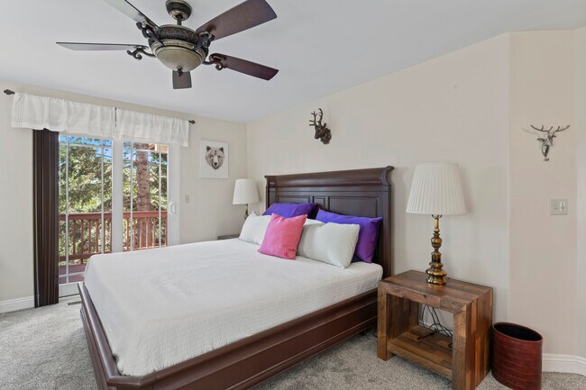 Building Photo - 26520 Walnut Hills Dr