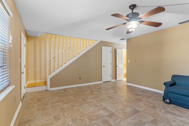Building Photo - 2372 Gregory Dr