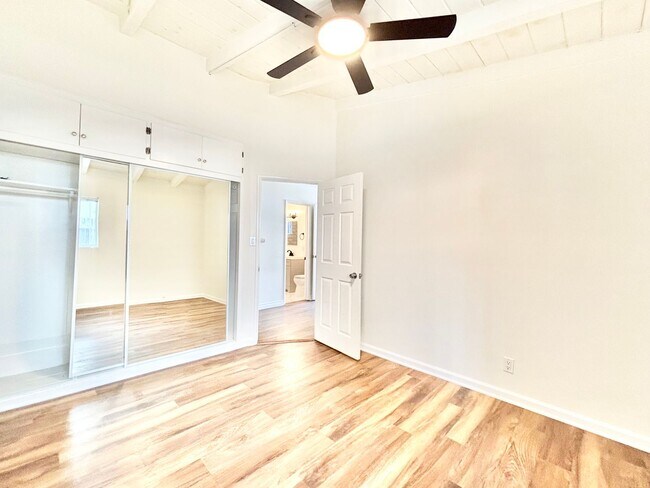 Building Photo - 121 Highland Dr