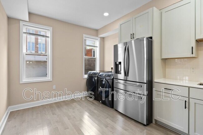 Building Photo - 1641 4th St NW