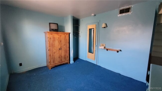 Building Photo - 6 Balzac Ct