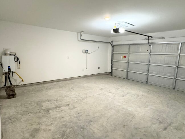 Building Photo - 31509 Pianella Ln