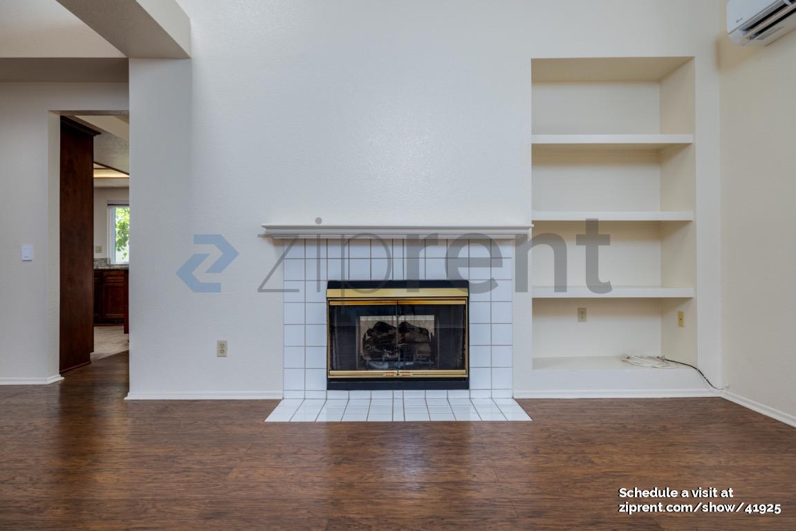 Building Photo - 11358 Havstad Dr
