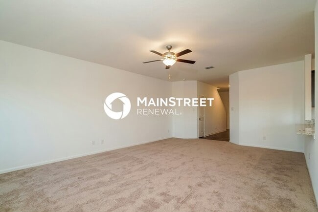 Building Photo - 4 Bedroom Pet-Friendly Home in New Braunfels, TX with Main Street Renewal