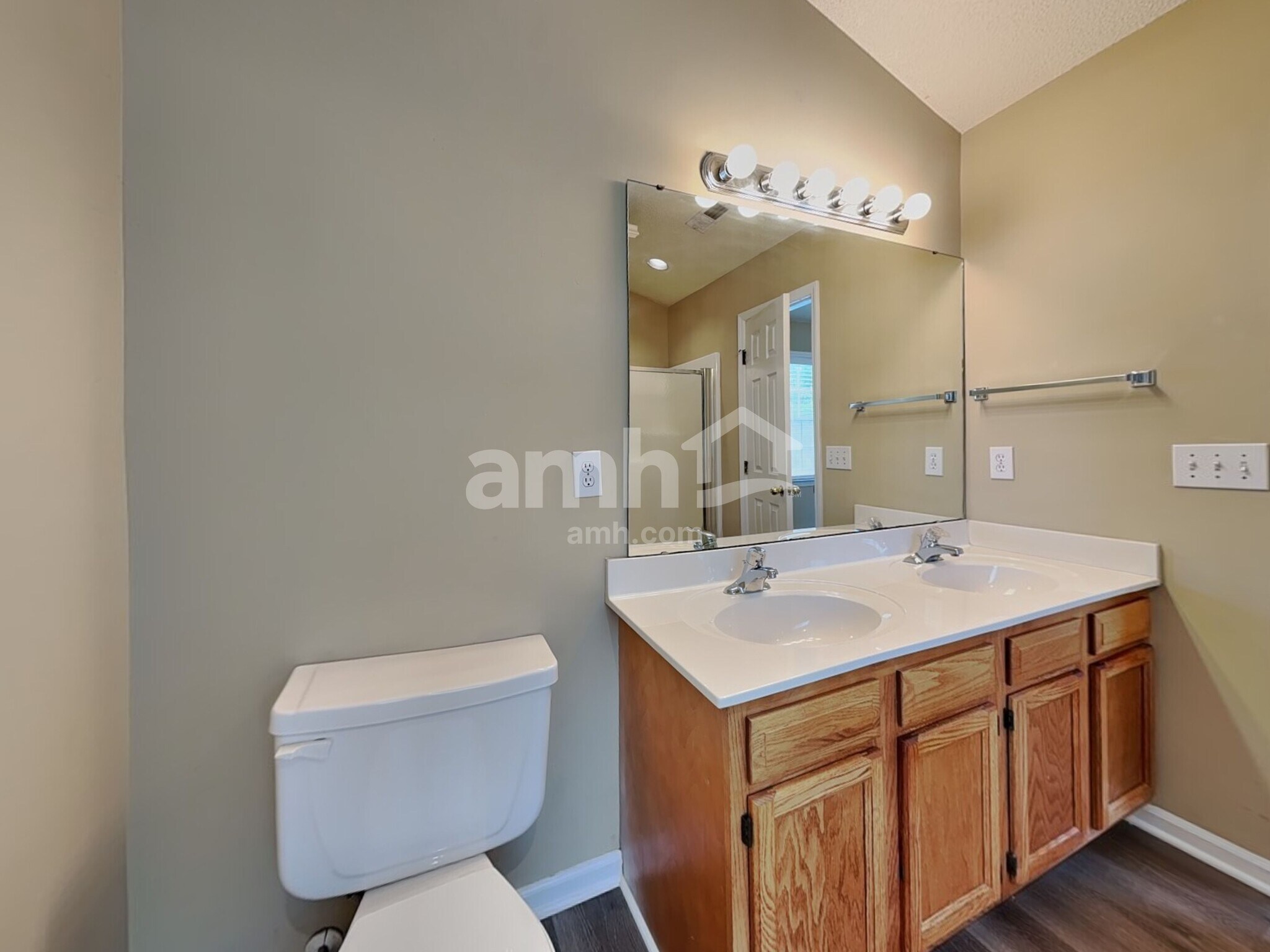 Building Photo - 4103 Chilton Way