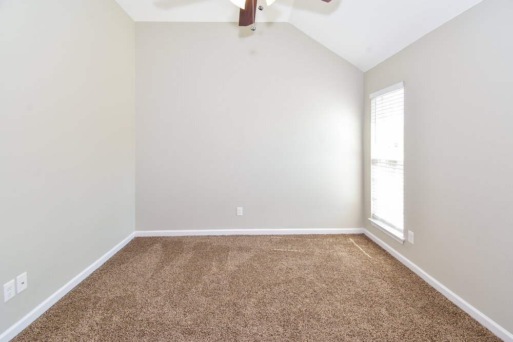 Building Photo - 6667 Kentbrook Dr