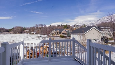 Building Photo - 835 E 575 N St