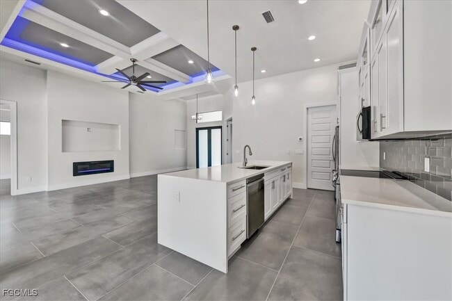 Building Photo - 2602 SW 27th St