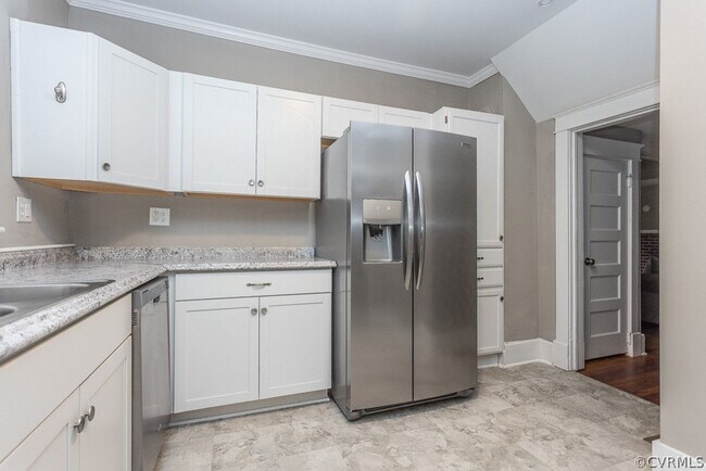 Building Photo - Cozy Home in Hopewell!