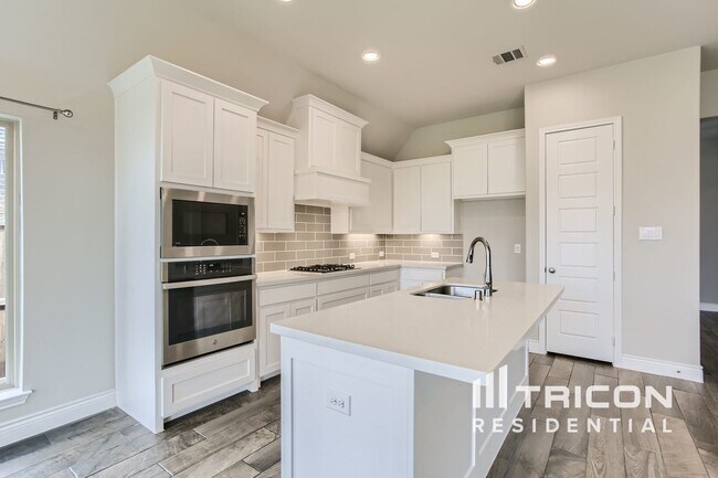 Building Photo - 843 Knoxbridge Rd