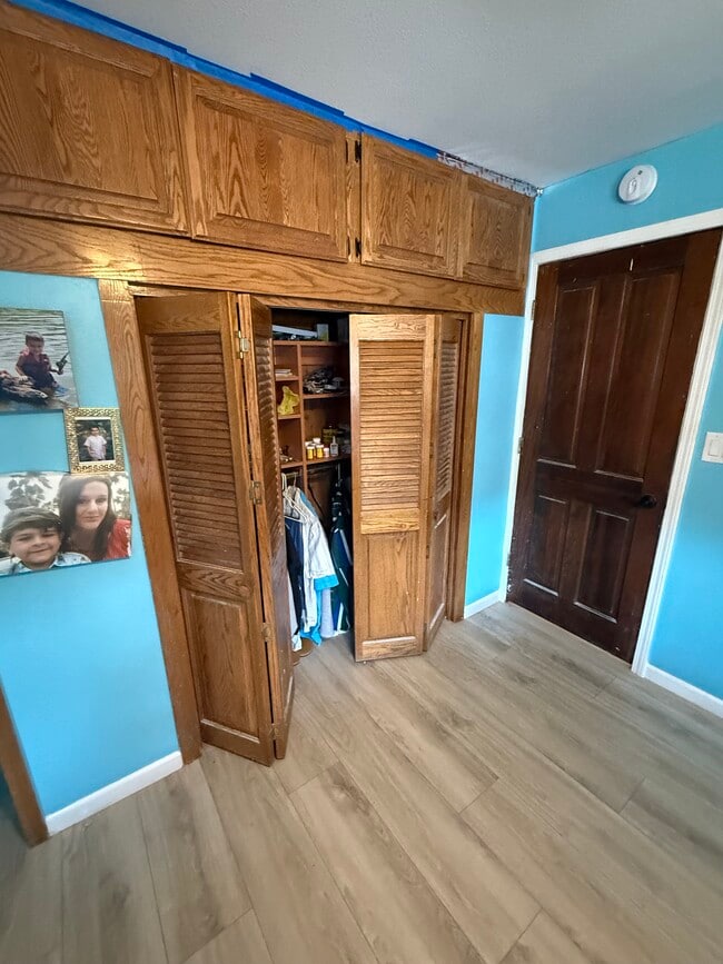 Building Photo - 6230 Pursia Rd