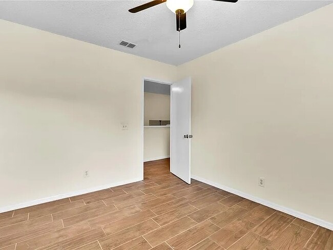 Building Photo - 7212 Alston Ct