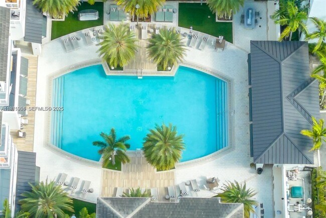 Building Photo - 10574 NW 81st Terrace