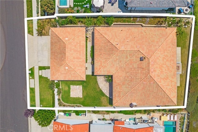 Building Photo - 33 Montecito Dr