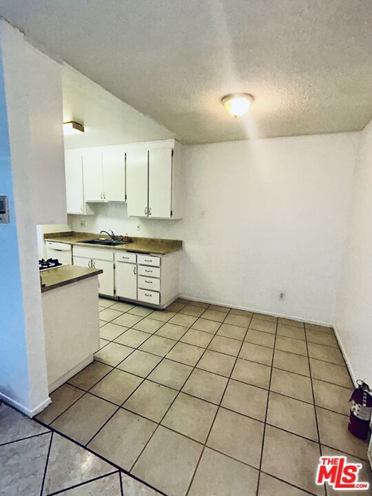 Building Photo - 8800 Cedros Ave