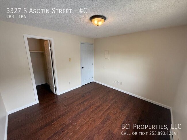 Building Photo - 3327 S Asotin St