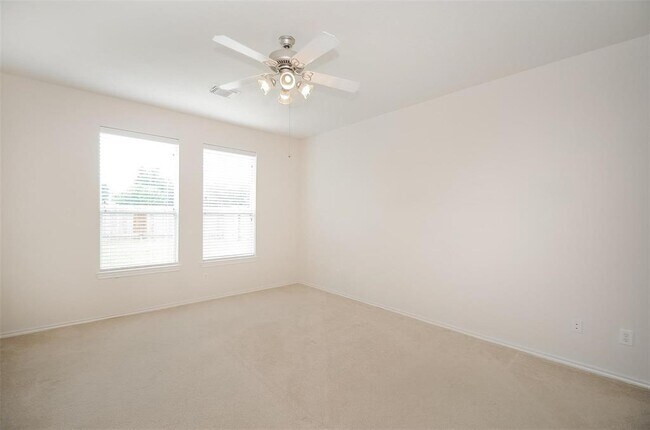 Building Photo - 25835 Orchard Knoll Ln