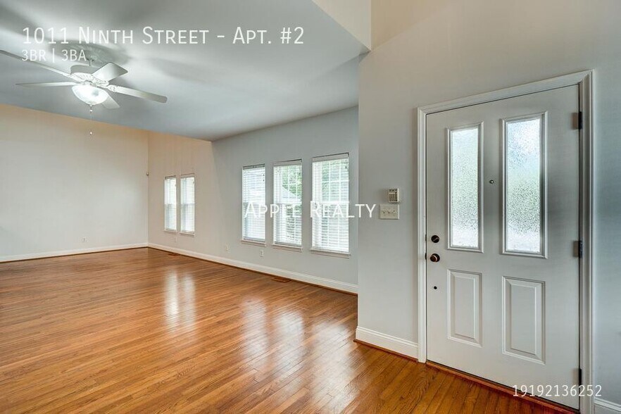 Building Photo - 1011 Ninth Street-Apt. #2