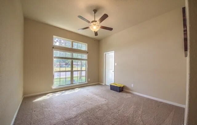 Building Photo - 15527 Birdstone Ln