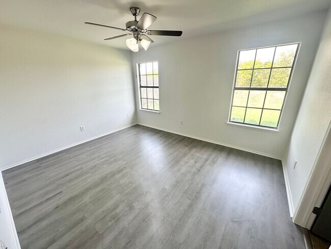 Building Photo - NEW IN MANAGEMENT - AVAILABLE NOW!