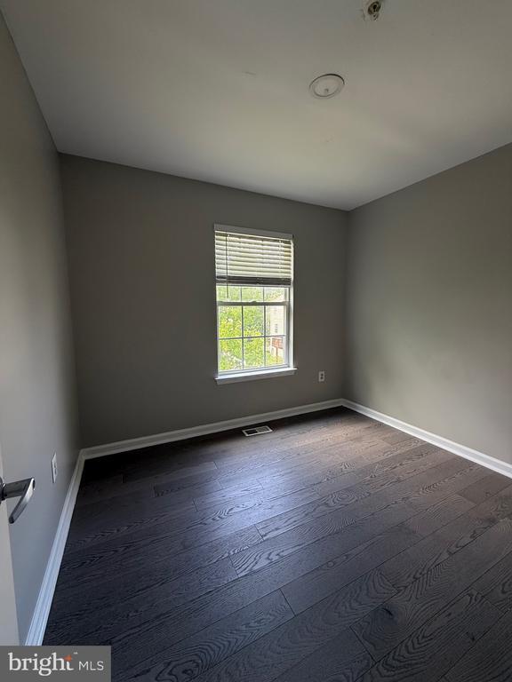 Building Photo - 9903 Cranapple Ct