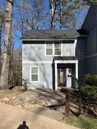 Building Photo - 145 La Vista Ln