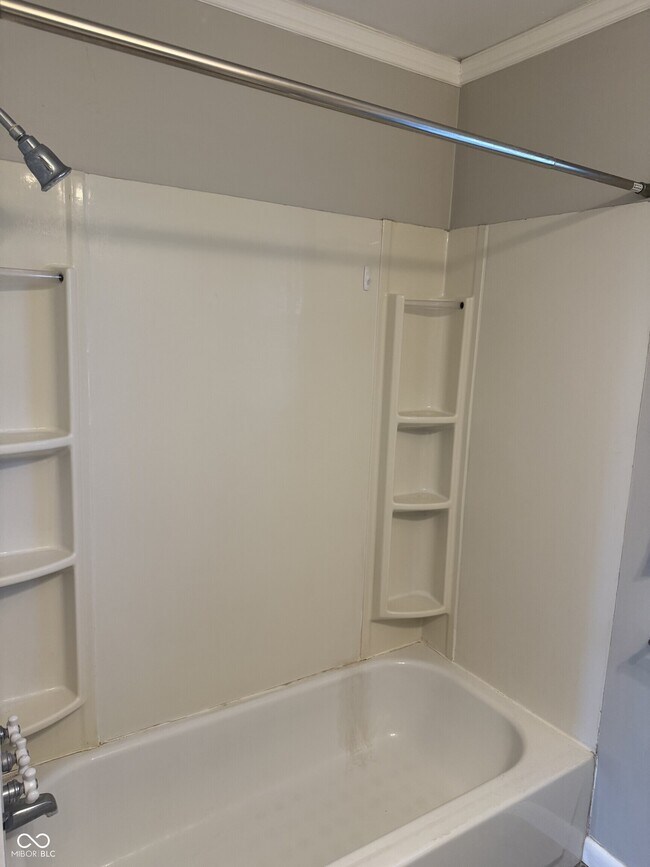 Building Photo - 209 Blairsden Ave