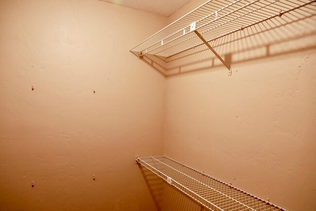 Building Photo - Founders Hill Haile Plantation