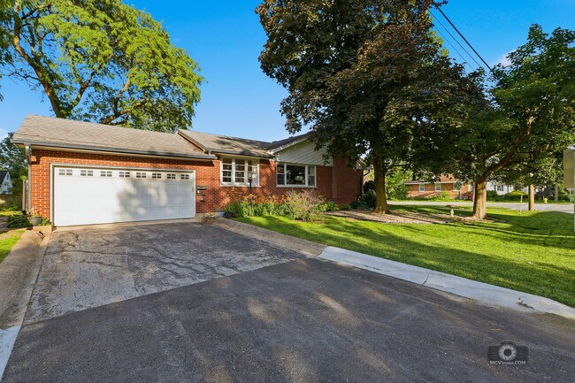 Building Photo - 6456 W 175th ST