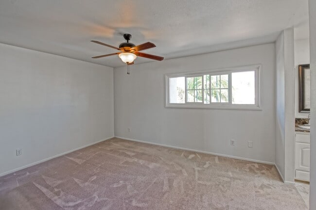 Building Photo - Bright & Spacious, 4BR3BA Home in the Private, Gated Community w/ 2 Pools, Clubhouse, Playground ...