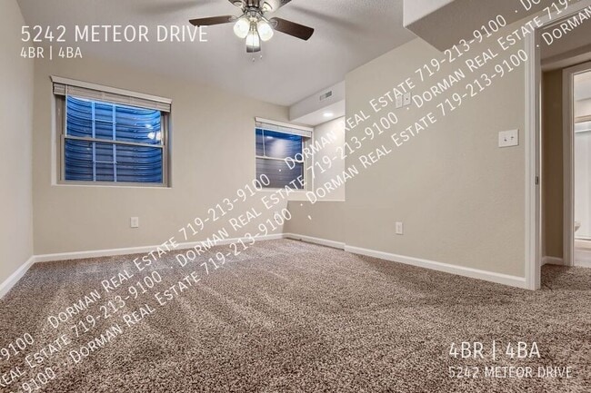 Building Photo - 5242 Meteor Dr