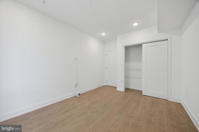 Building Photo - 1614 Ridge Ave