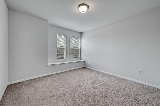 Building Photo - 6408 Owl Creek Ln