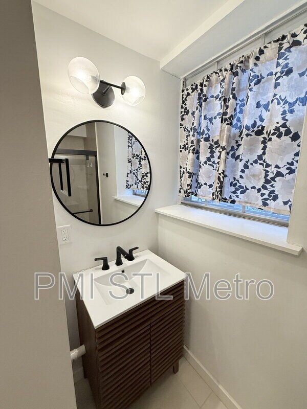 Building Photo - 7301 Tulane Ave